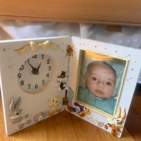 DISNEY VINTAGE CERAMIC CLOCK/PICTURE FRAME - Picture 6 of 6